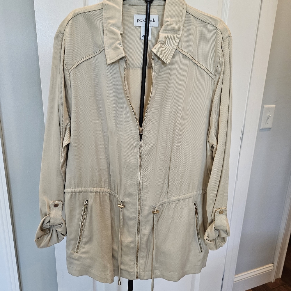Peck & Peck Lightweight Mid-length Khaki Jacket